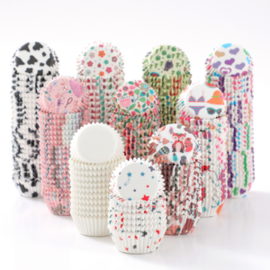 Wholesale 9cm small greaseproof cake paper holders